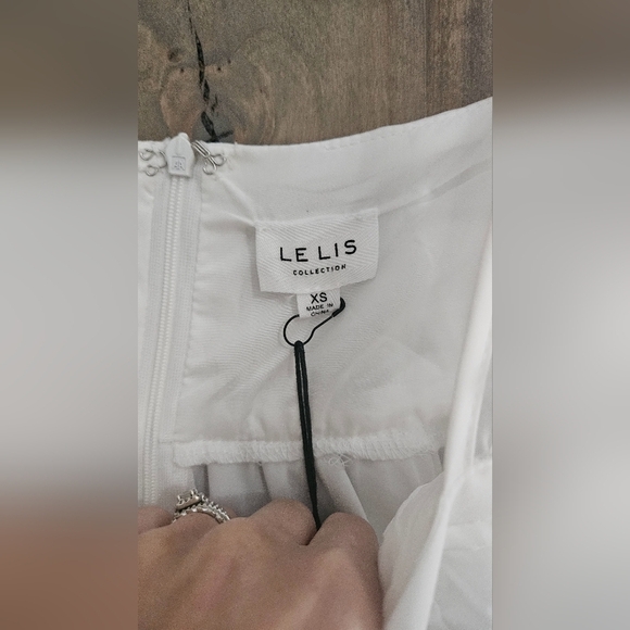 LE LIS Taylor White Ruffle Strap Dress. XS NWT - Picture 6 of 15